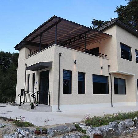 Sinami83 Villa Gangneung Eksteriør billede